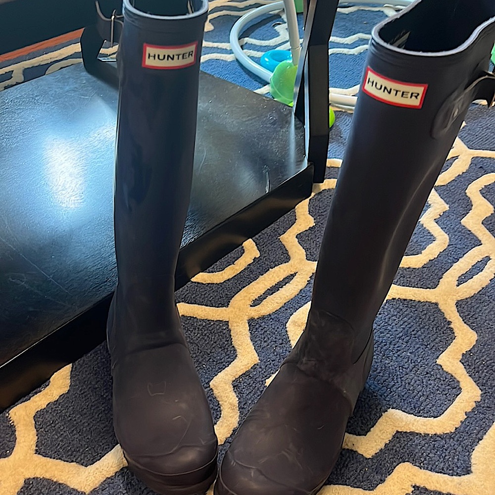 Like New Tall Blue Hunter Boots with Light Blue Stripe